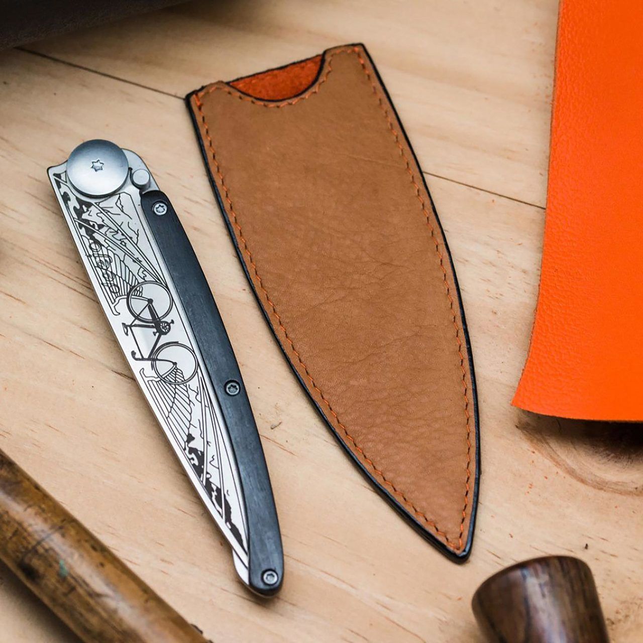 un étui de couteau pour mon pote nono - hobbycuir mon site sur le travail  du cuir